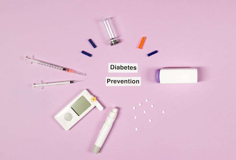 Descubra tudo sobre diabetes: tipos, sintomas, causas. Compreenda tratamentos eficazes e estratégias de prevenção para a gerir.