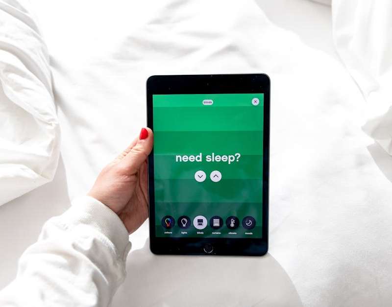 Análise honesta do NooCube Sleep Upgrade: ingredientes, benefícios reais, preço e veredito após investigação detalhada. Vale a pena?