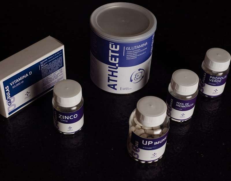 Descobre como os probióticos impactam a tua saúde intestinal. Explora os benefícios, os melhores alimentos ricos em probióticos e suplementos.